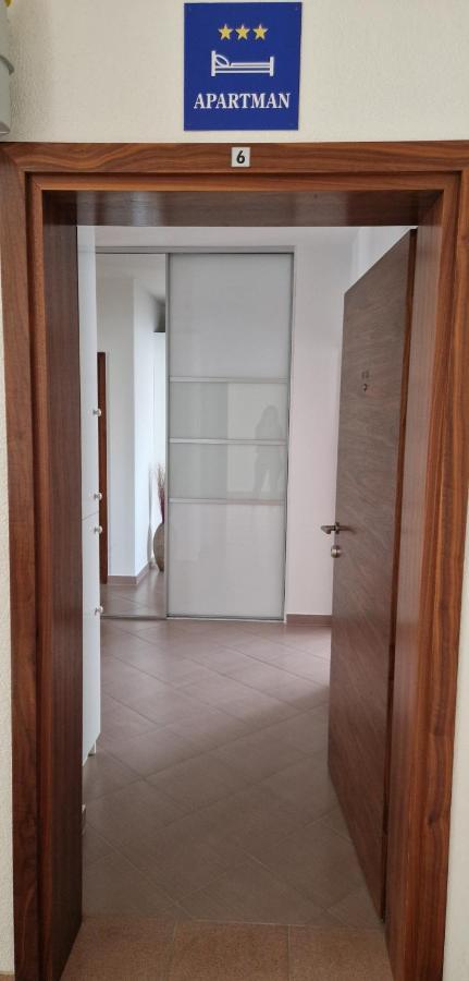 Apartamento Apartman Via Casa Vinkovci Exterior foto